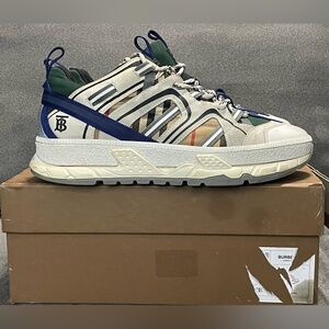 SOLD SOLD SOLD SOLD Burberry Union Check Archive Beige Low Cut Designer